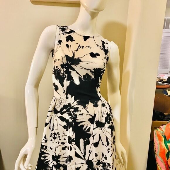 Soprano Floral Abstract Dress Black White Size XS - Picture 13 of 16